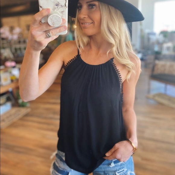 Mesmerized Stare Halter Cami Top-Black - Picture 3 of 3